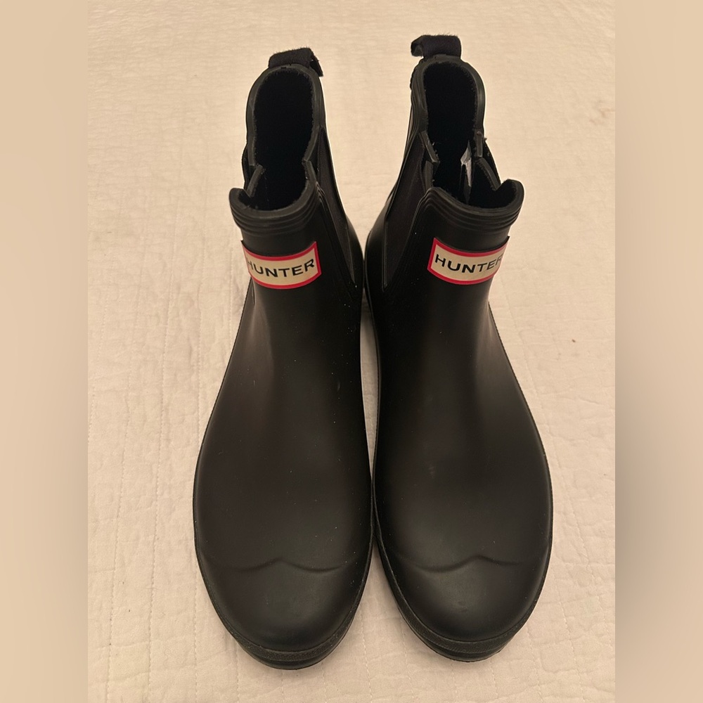 Hunter Classic Chelsea Black Ankle Boots, SZ 10